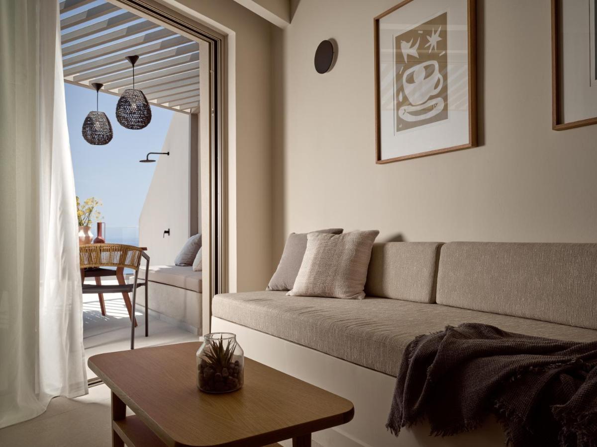 Yoma Cove Suites Volímai 外观 照片