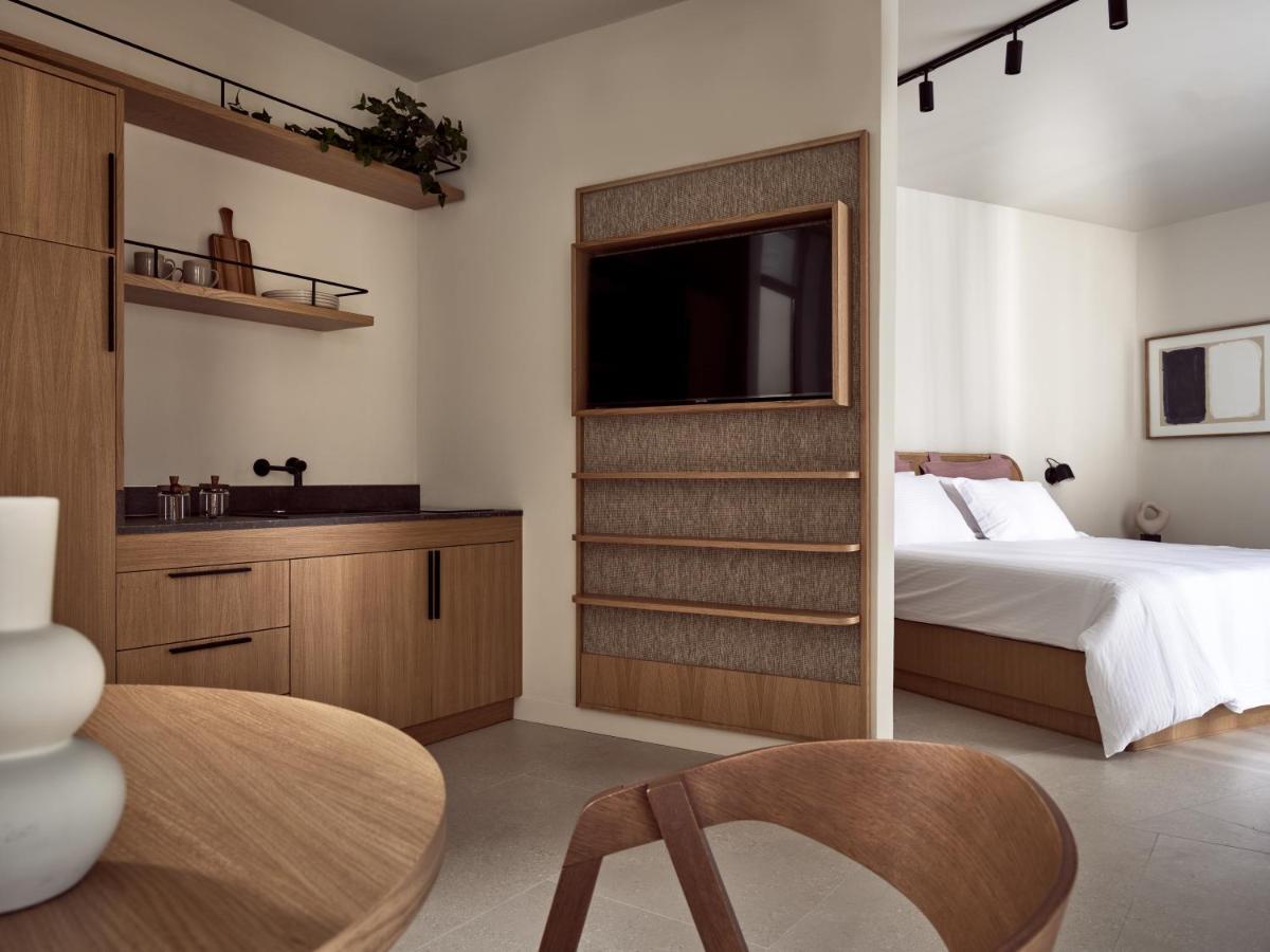 Yoma Cove Suites Volímai 外观 照片