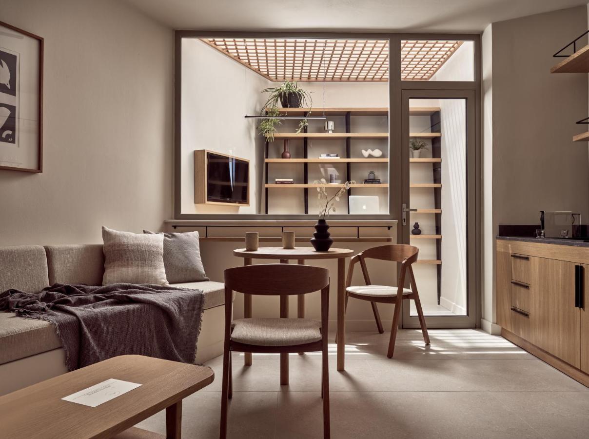 Yoma Cove Suites Volímai 外观 照片