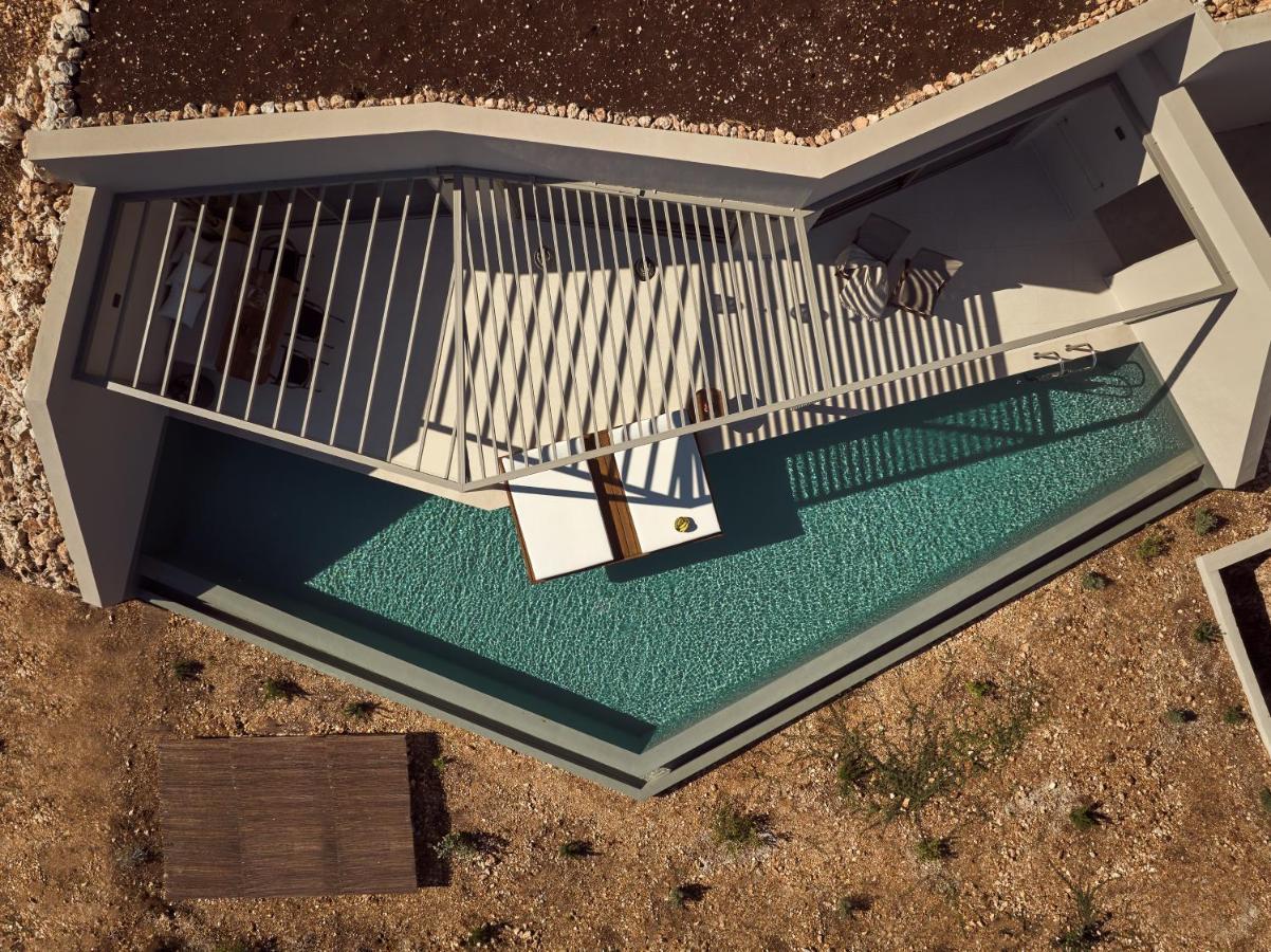 Yoma Cove Suites Volímai 外观 照片