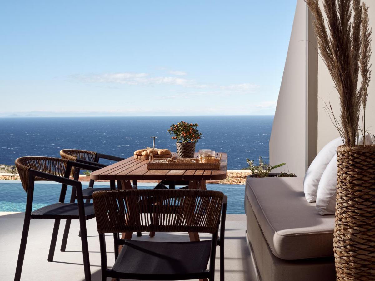 Yoma Cove Suites Volímai 外观 照片