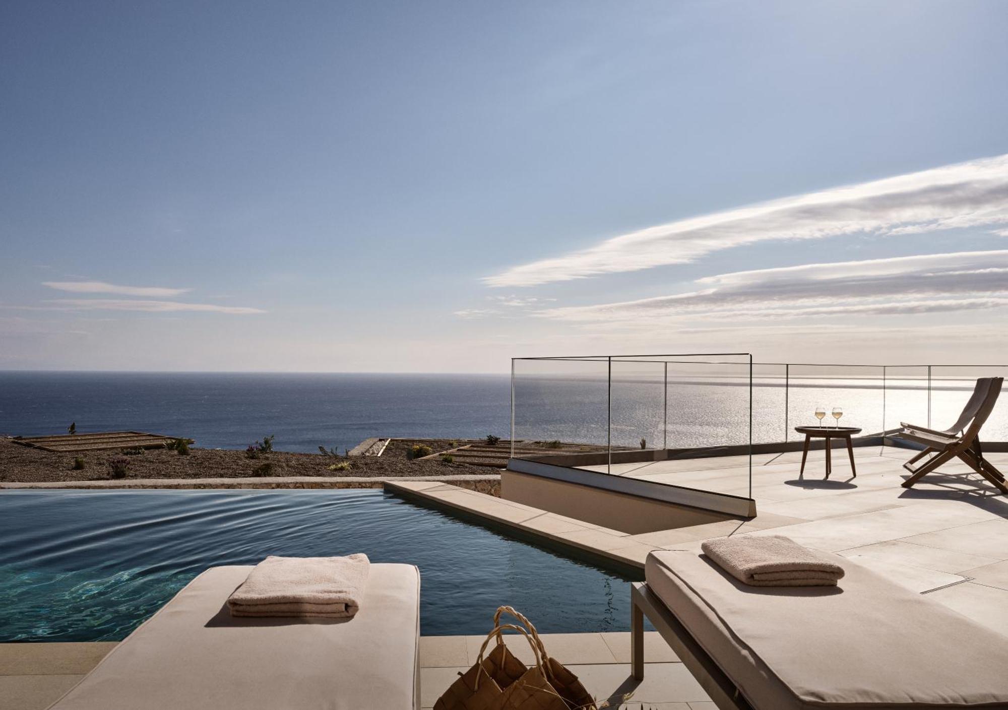 Yoma Cove Suites Volímai 外观 照片