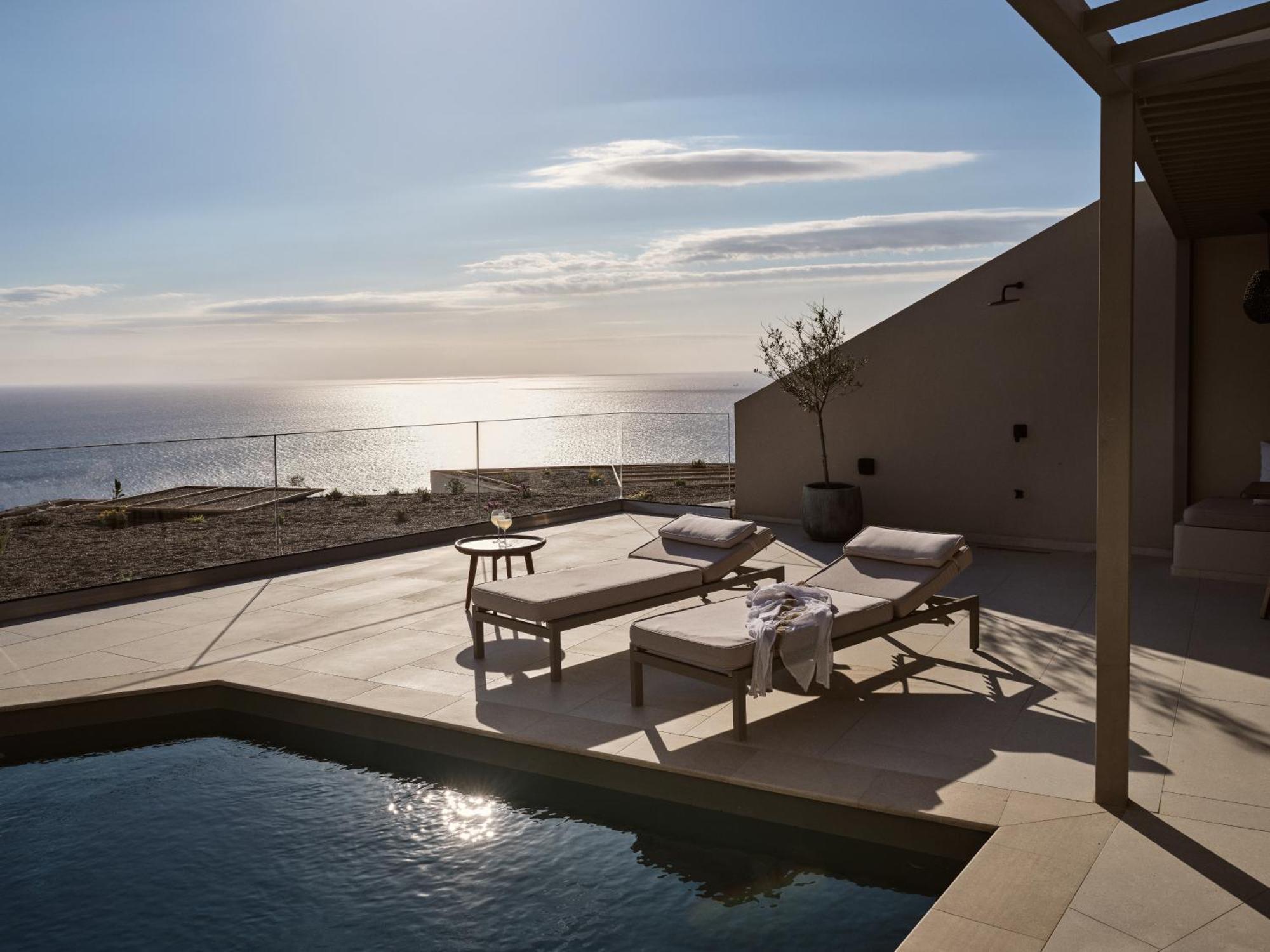 Yoma Cove Suites Volímai 外观 照片